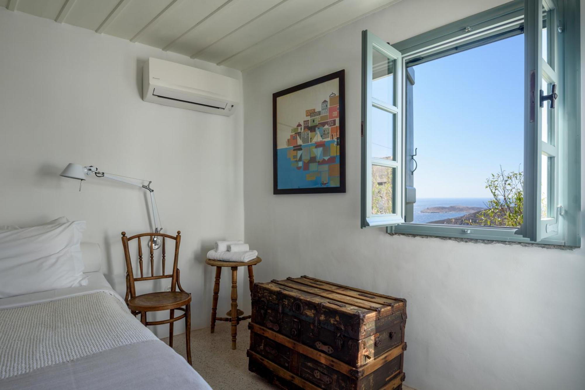 Mezzolovero Suites Kímolos Exteriér fotografie